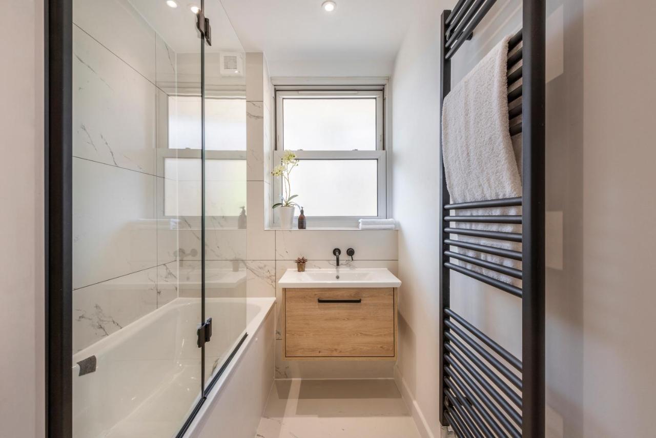 Superb 2 Bed Apartment Near Camden Town Free Wifi Лондон Экстерьер фото